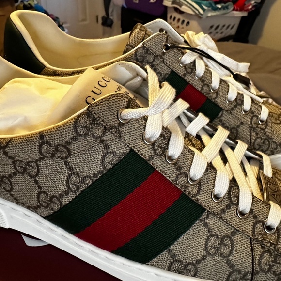 Gucci shoes